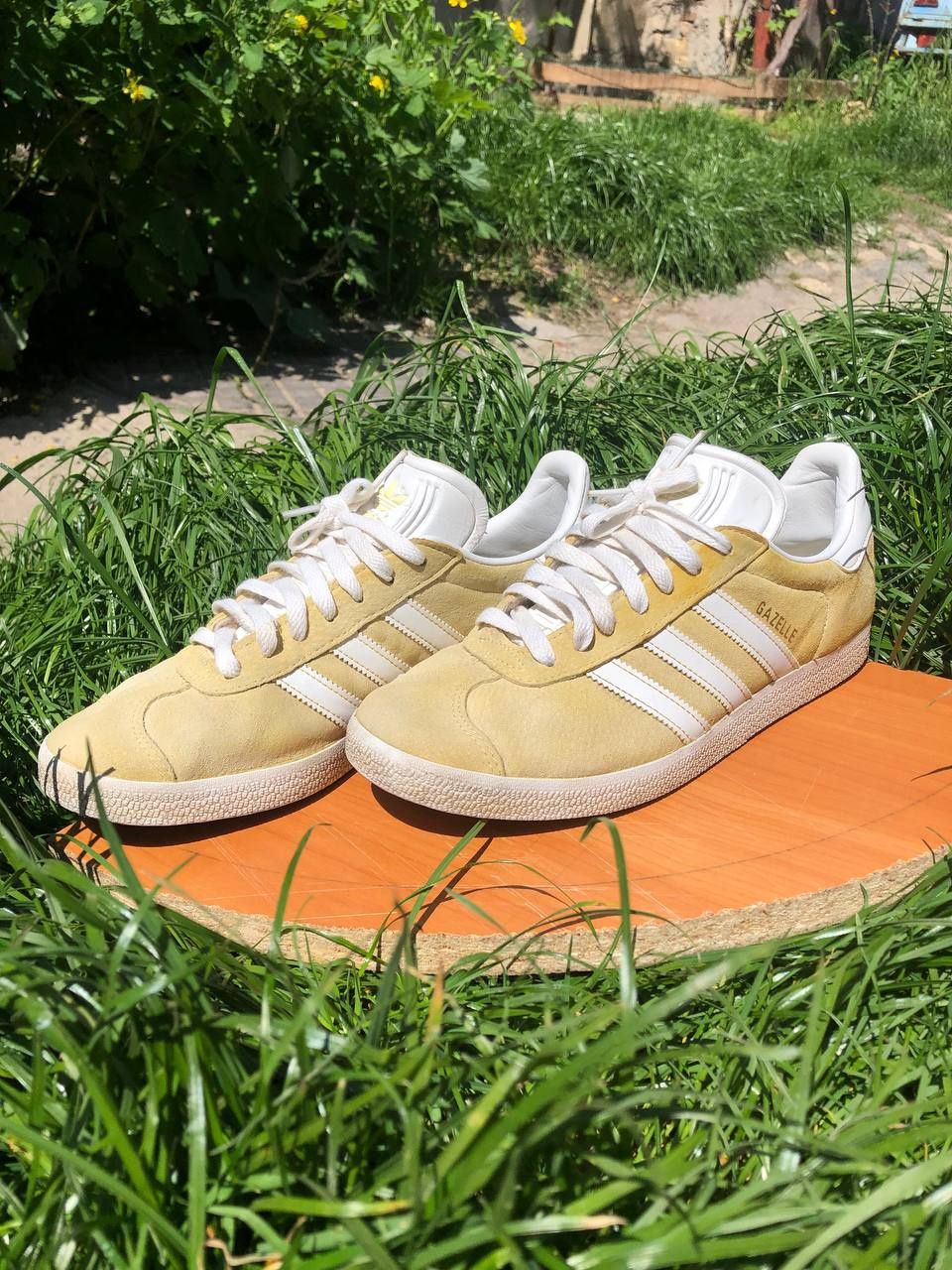 Gazelle adidas     .