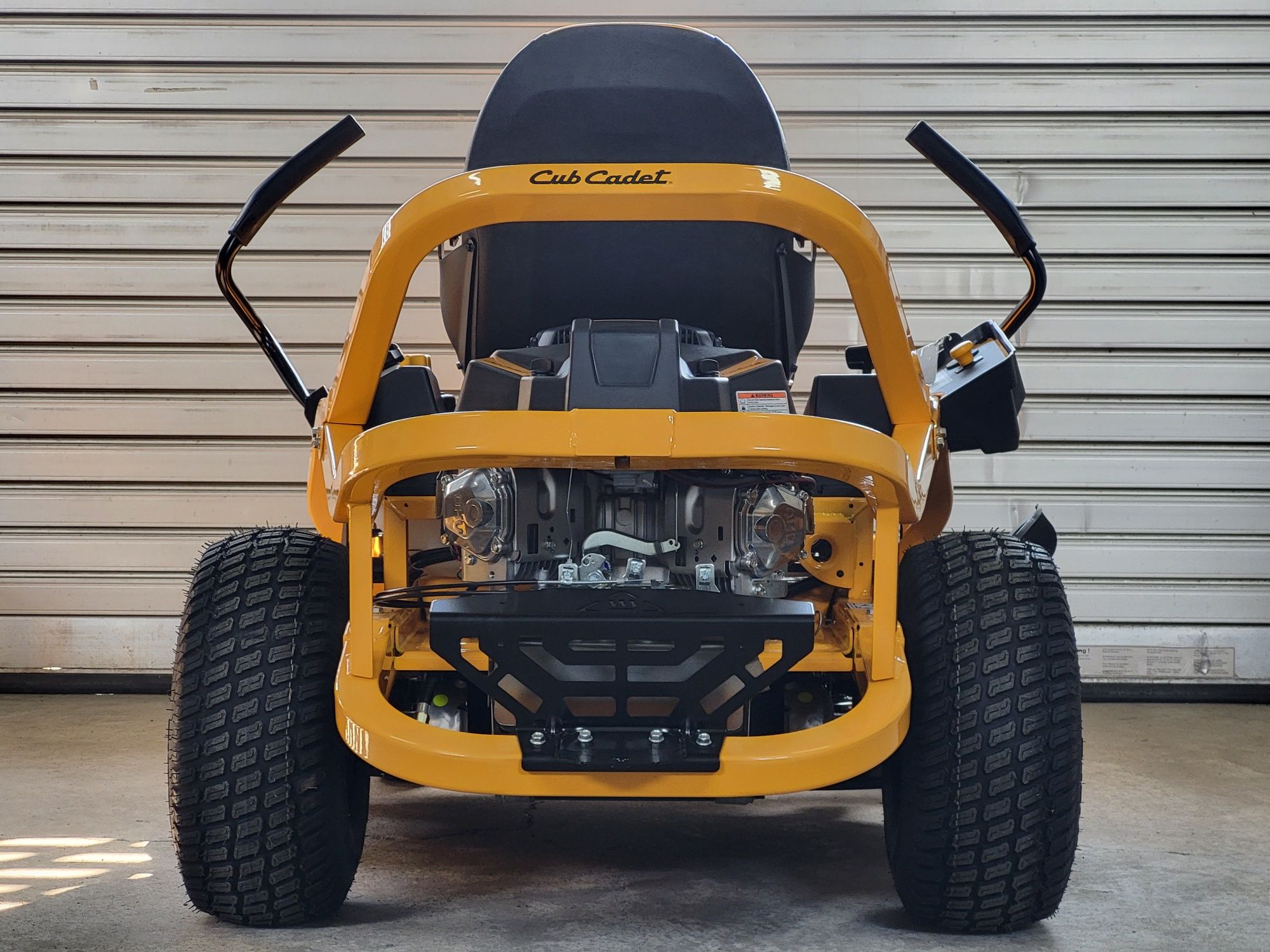 CUB CADET Zero-Turn XZ5 L107 22KM V-Twin traktorek kosiarka