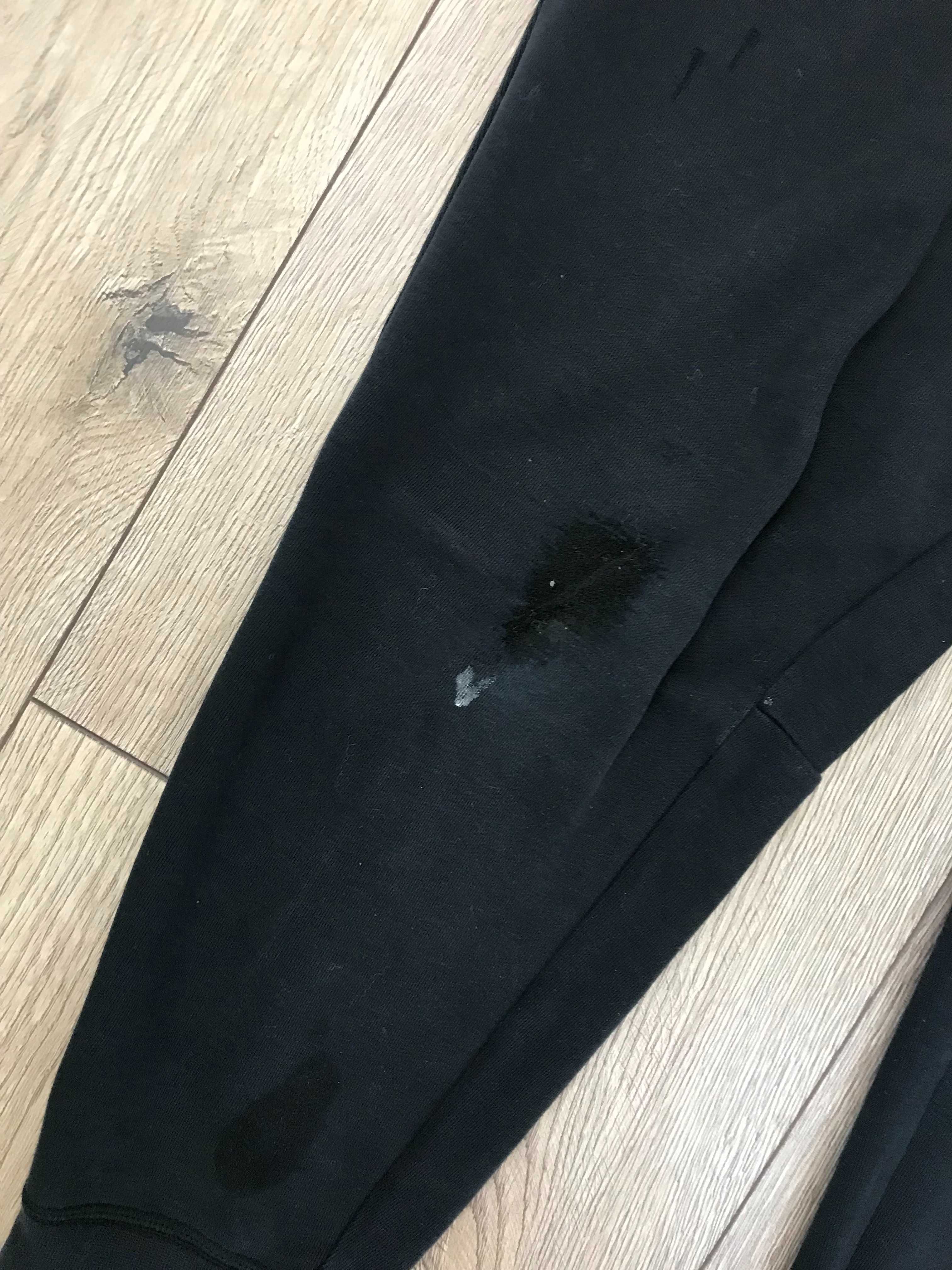 Spodnie dresowe Nike Tech-Fleece rozm. M ( nowa kolekcja)