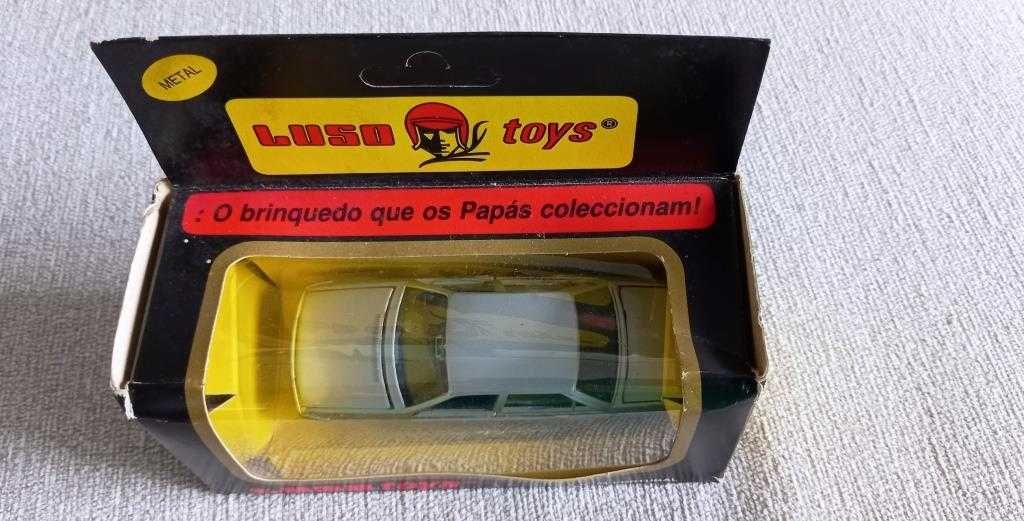 LUSOTOYS - Miniatura - Opel Rekord