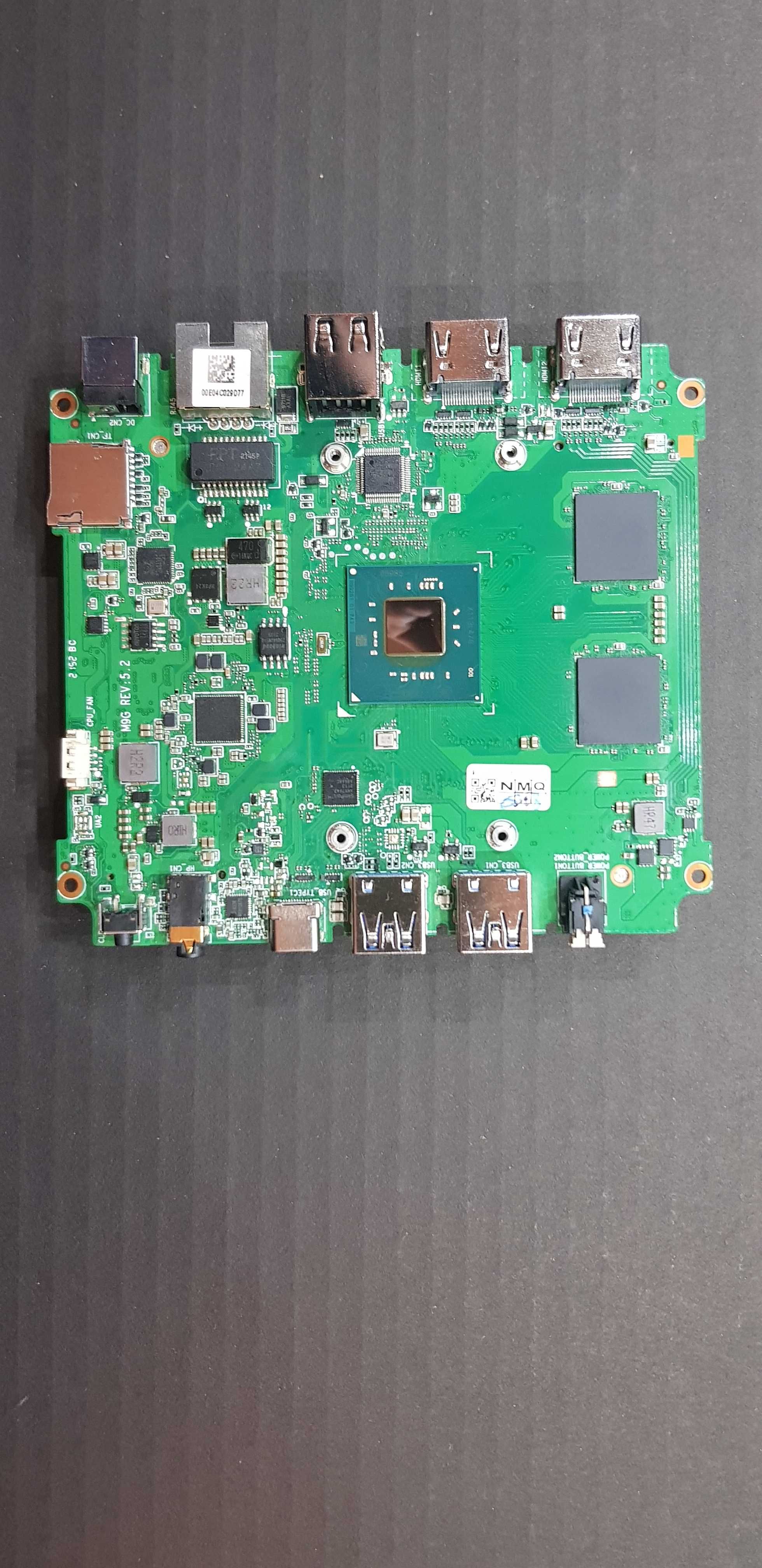 Komputer Mini PC BMAX B2 Plus RAM 8GB Intel N4120 | USZKODZONY
