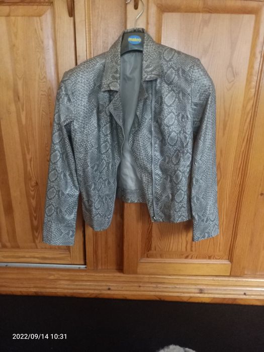 Kurtka z eko-skóry wężowa skóra roz. M