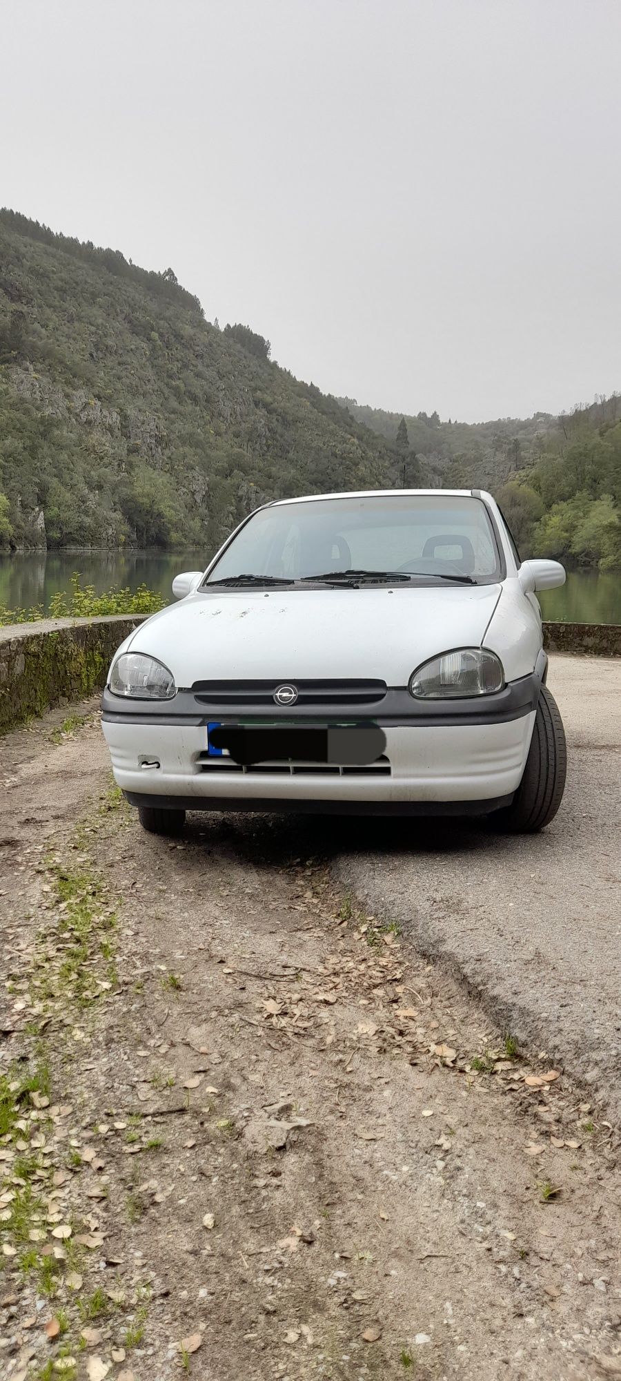 Opel corsa 1.5 turbo diesel motor izuso
