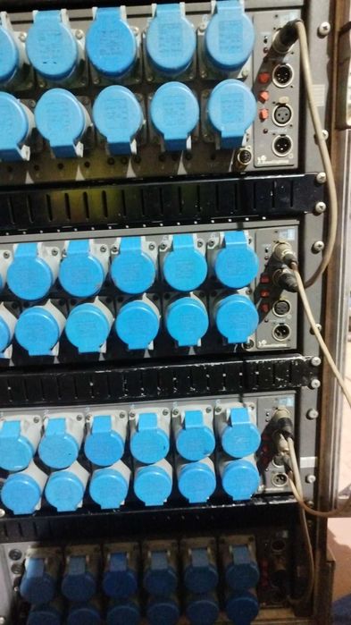 Dimmers rack com 48 outputs