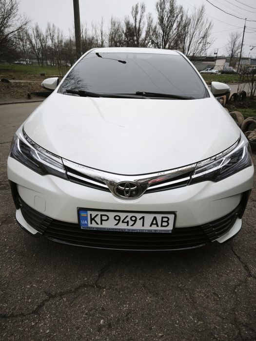 Продам Тойоту Королла