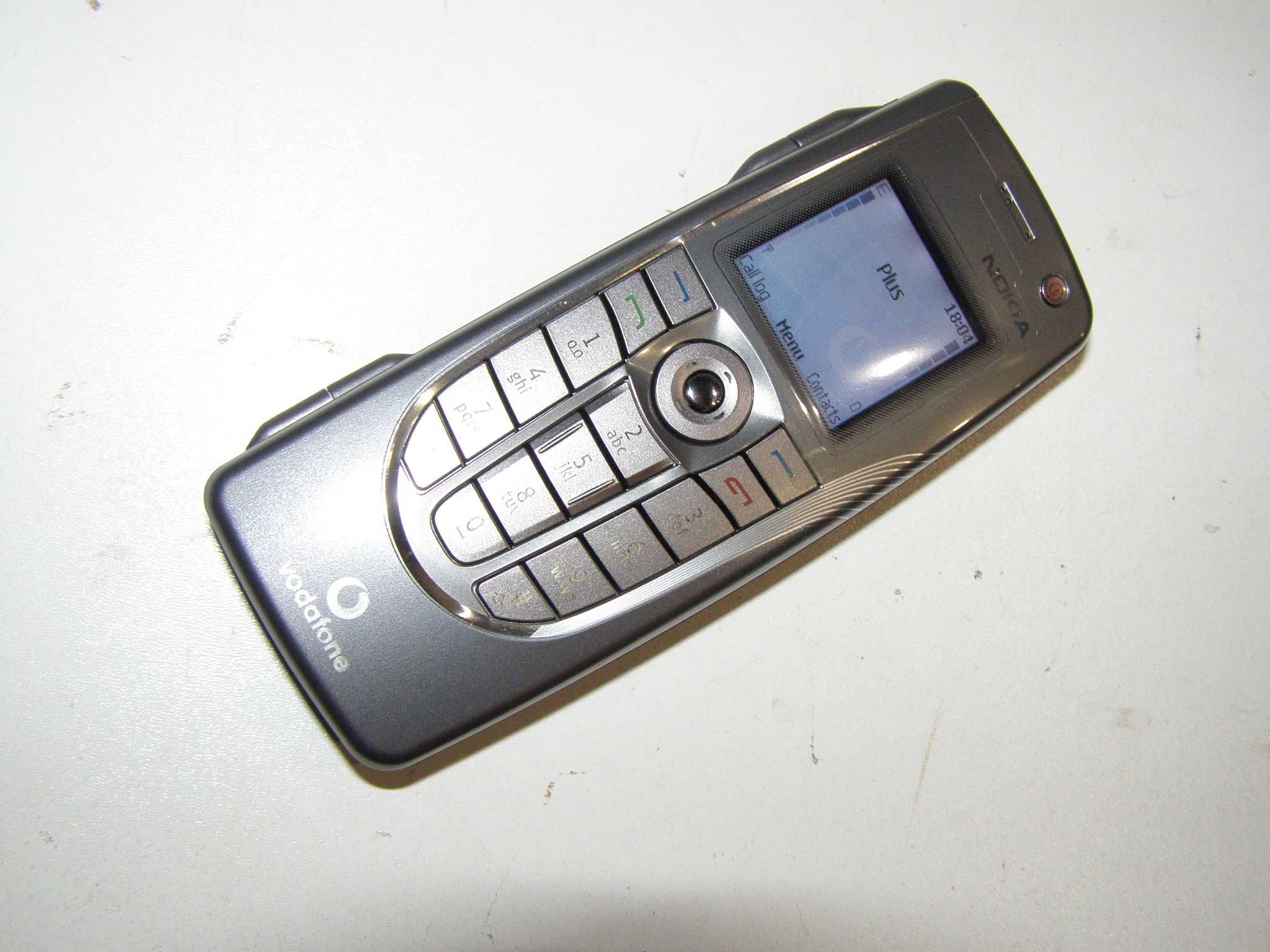NOKIA 9300i Communicator, pełen komplet w kartonie, jak nowy.