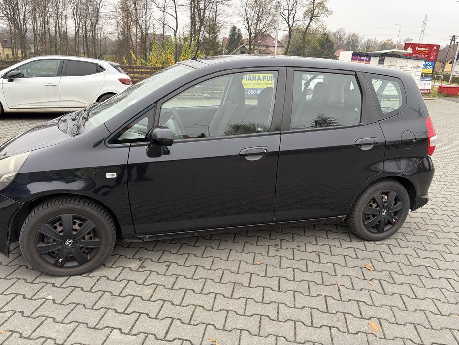 Honda Jazz 1,2 benzyna rok 2005