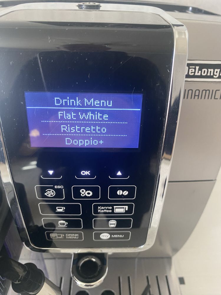 Кавомашина DeLonghi Dinamica Cappuccino ECAM352.57 як НОВА є Вибір
