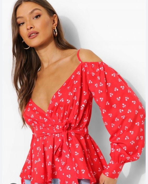 Блузка с баской талия резинка с открытыми плечами L-XL Boohoo