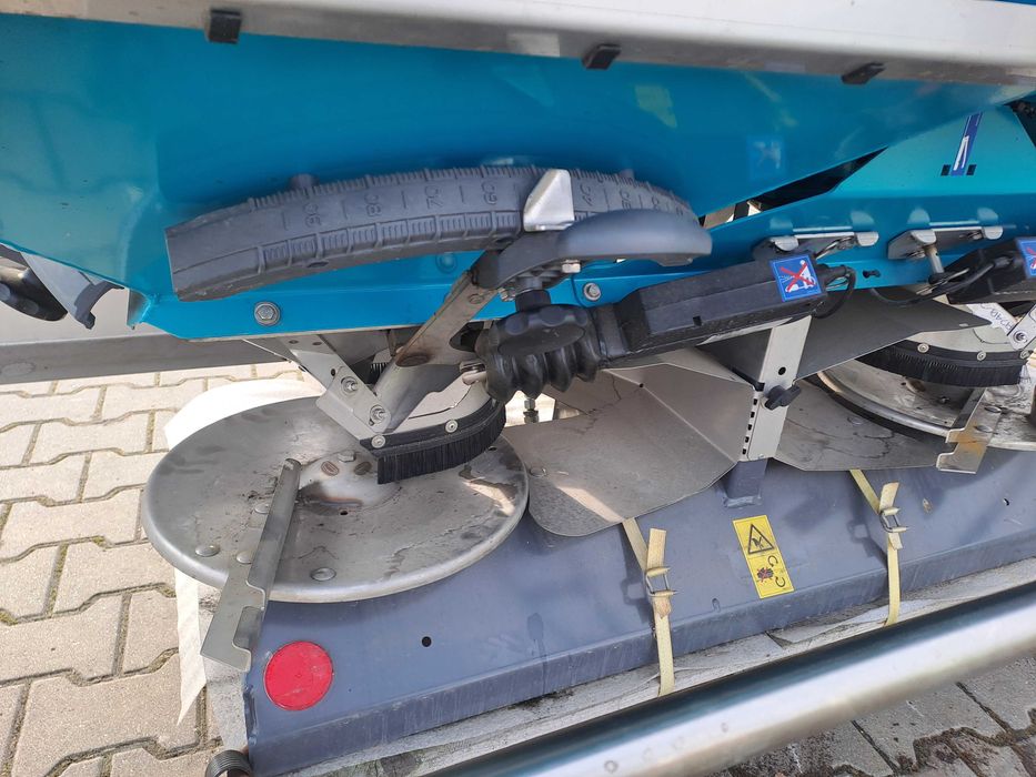 Sulky sky rozsiewacz DX 20+ Vision DPB