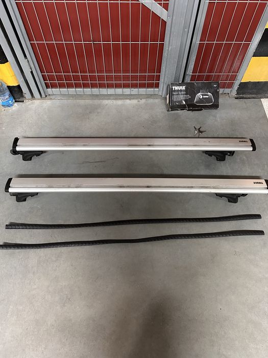 Bagażnik, belki dachowe Thule WingBar 130 cm + stopy 757