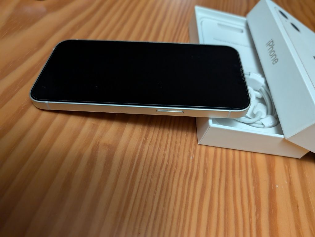 iPhone 13 128GB Branco