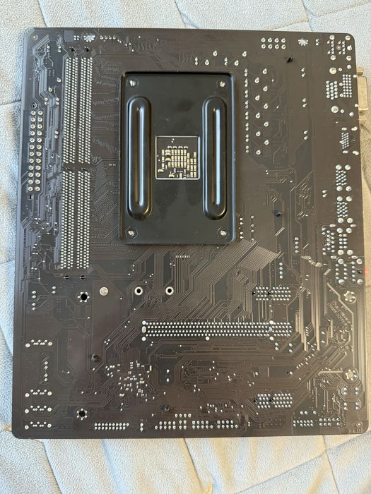 Gigabyte B450M S2H