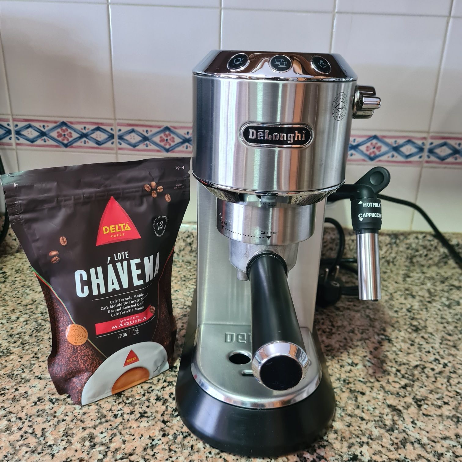 Maquina de cafe delonghi