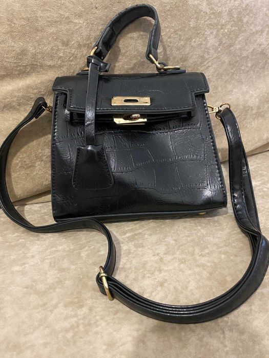 Продам сумочки маленького размера