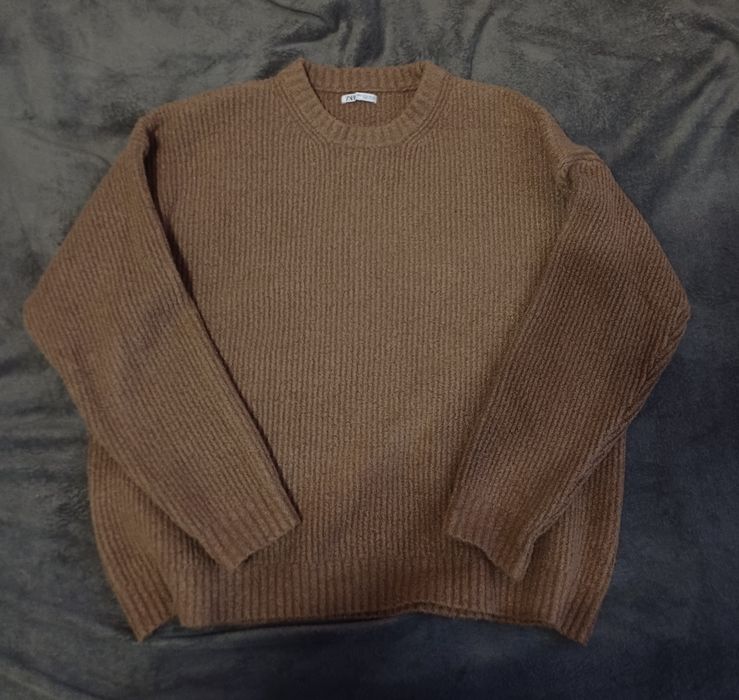 В'язаний светр Zara