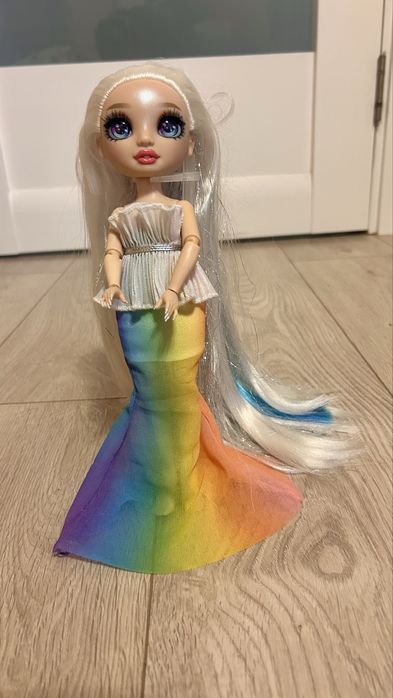 Лялька Rainbow High