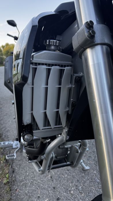 Мотоцикл Loncin lx300gy