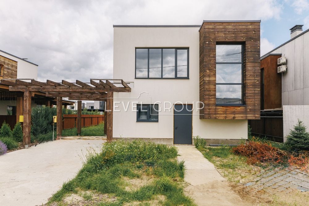 Продам двоповерховий будинок Крушинка Київська обл.