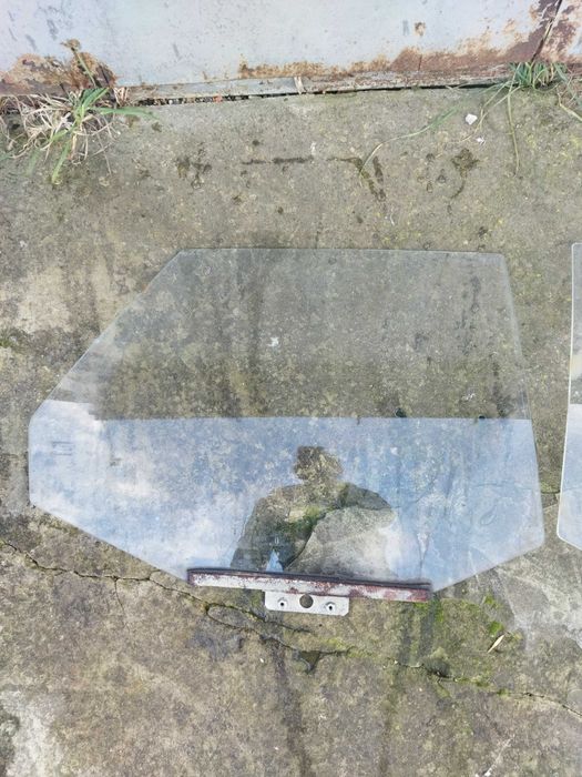 Боковое стекло ВАЗ 2110/2111/2112/2170/2172 (Приора) Дверное опускное