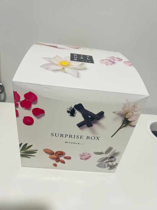 Box z kosmetykami - idealny na prezent