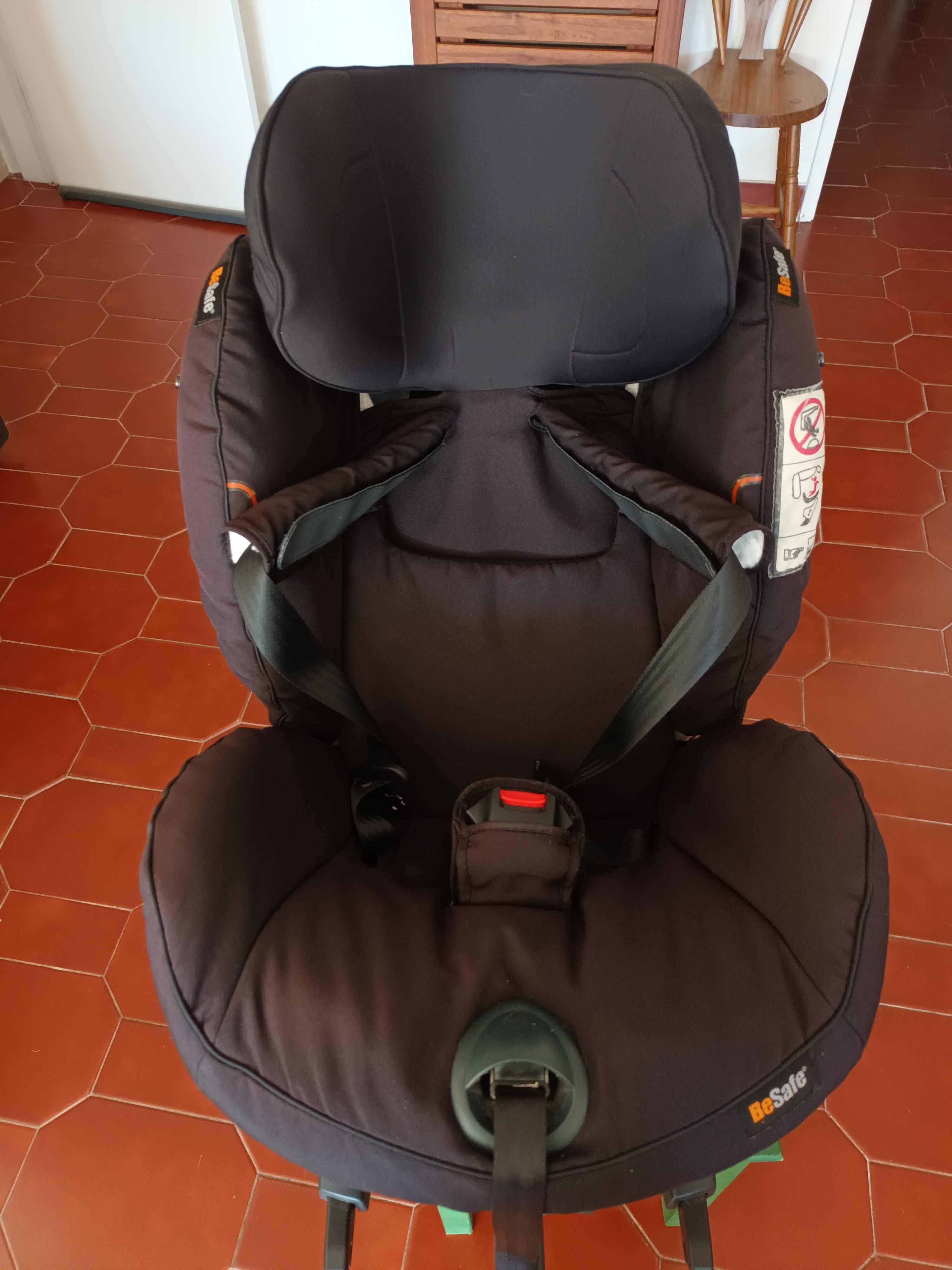 Cadeira Auto Be Safe IZI COMBI X4 + ISOFIX