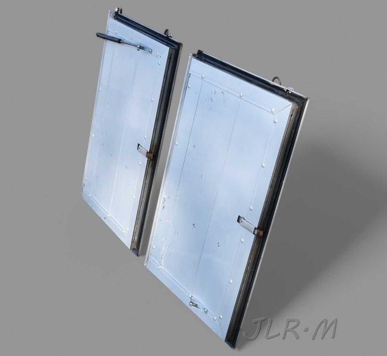 Uchylne aluminiowe klapy z zawiasem i zamkiem do zabudowy