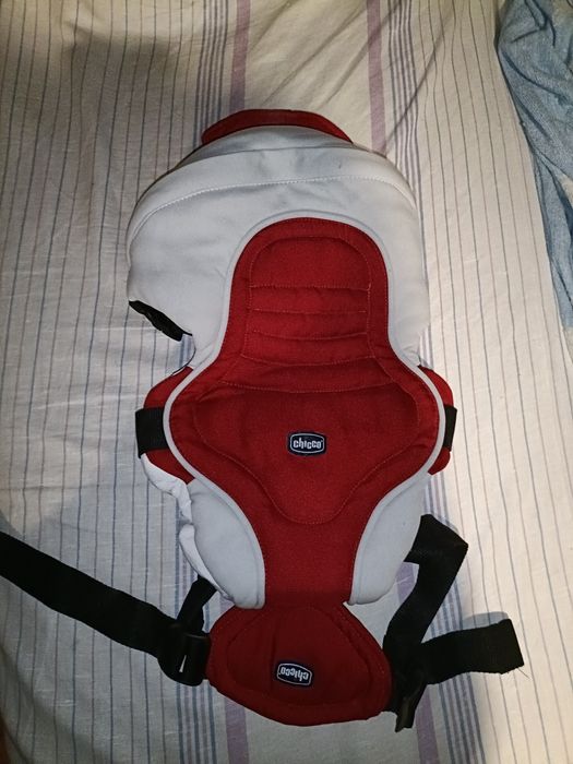Продам кенгурушку Chicco