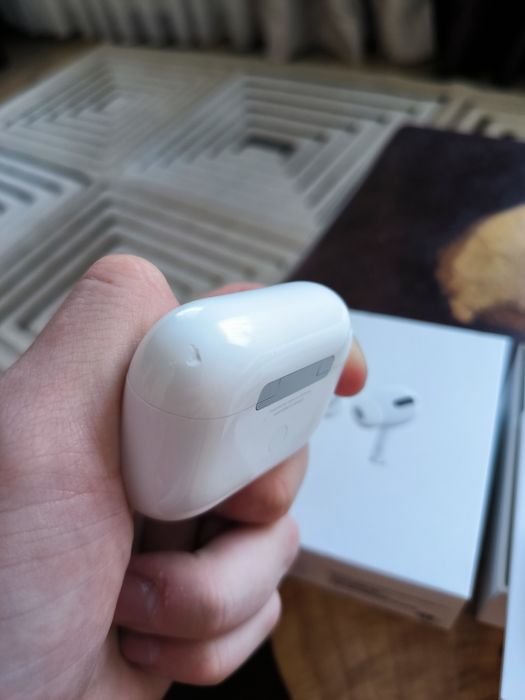 Продам навушники AirPods Pro Оригінал