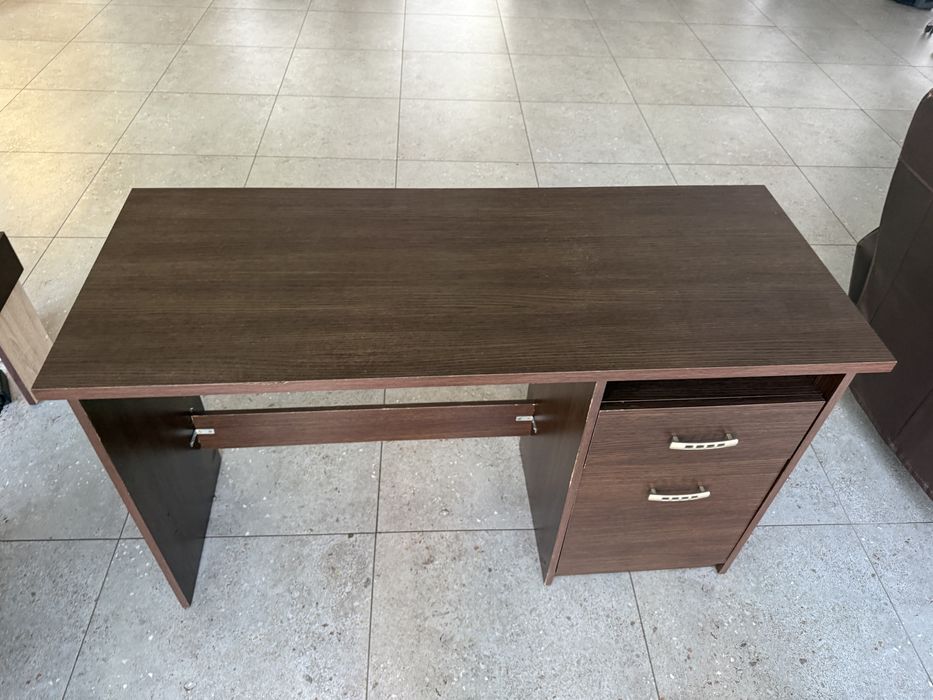 Стіл офісний деревяний