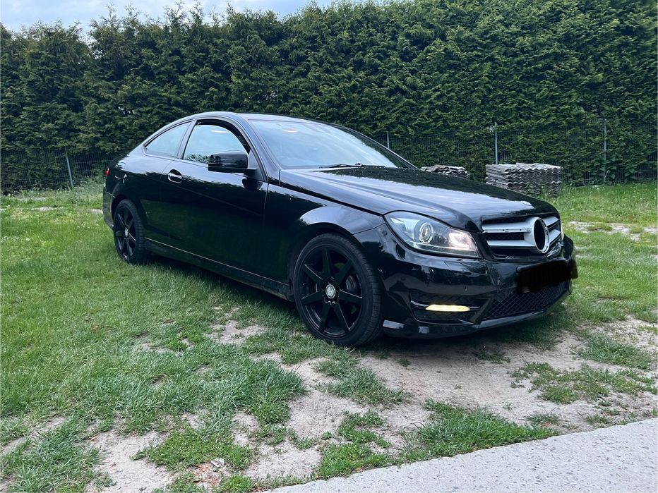 Mercedes benz c220 cdi w204 na czesci