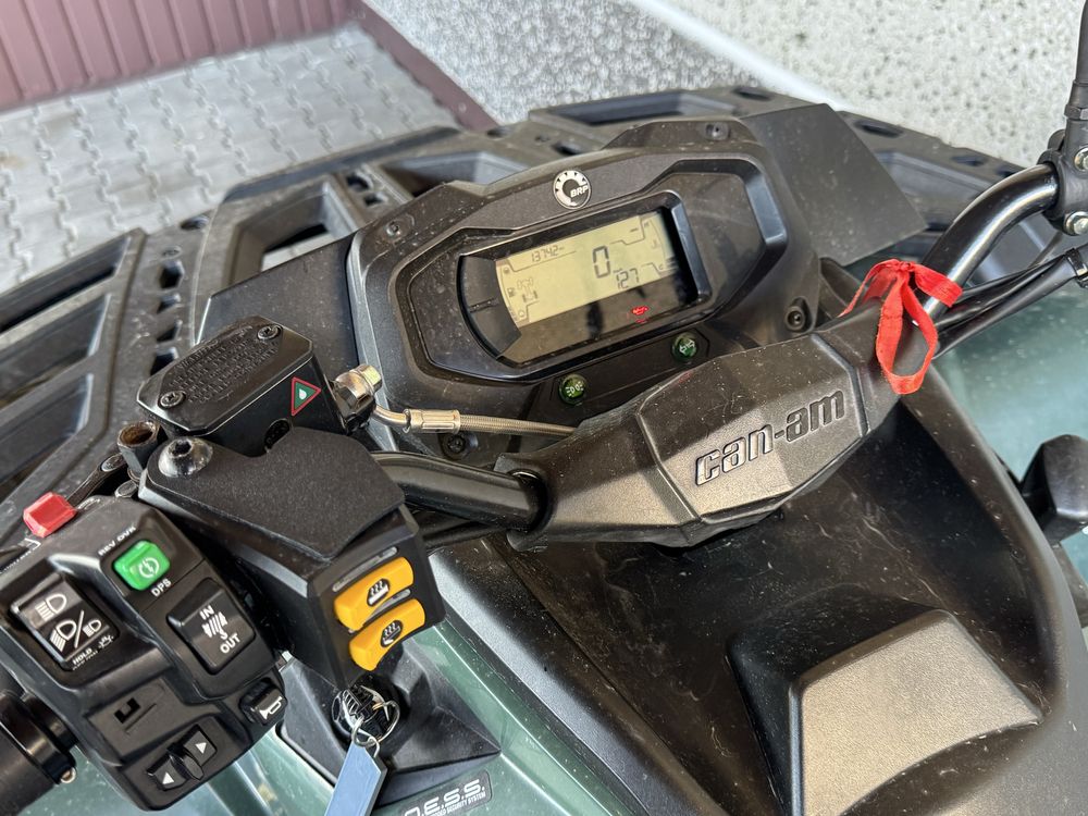 Can-Am Outlander MAX  570 XU+