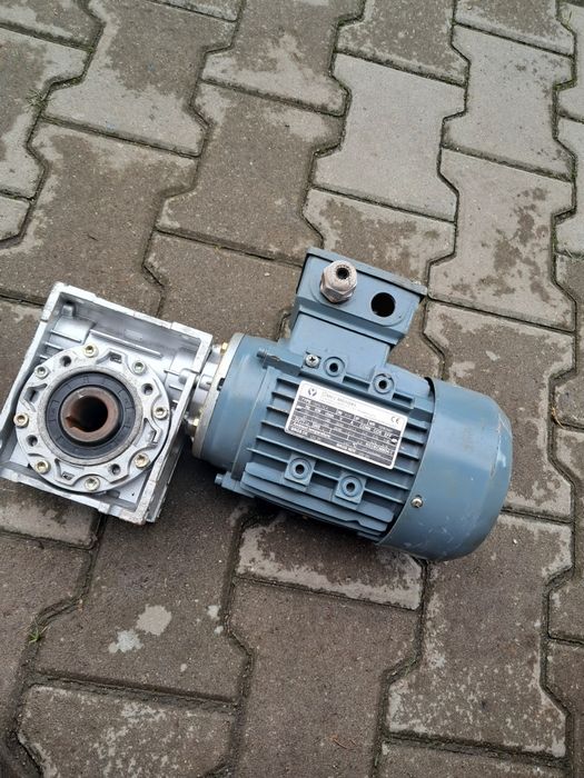 Okazja motoreduktor 0.55kw 28obr naped mieszałki do mięsa