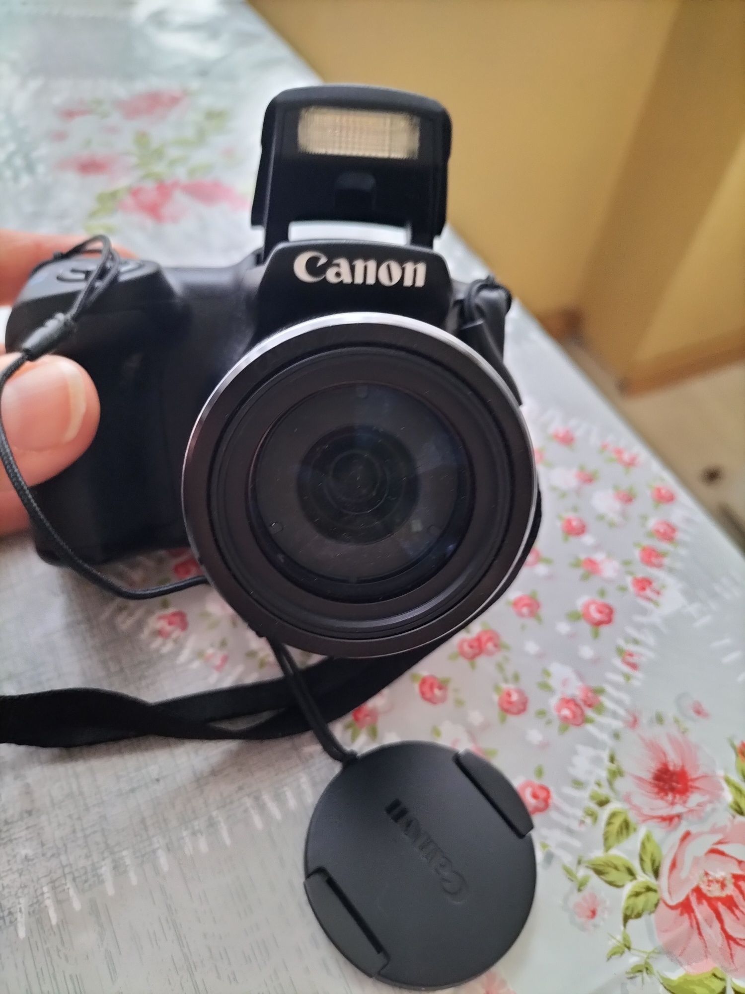 Aparat Canon SX400is