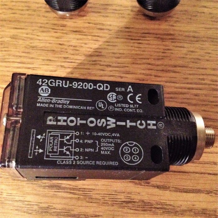 sensor photoswitch allen bradley 42GRU-9200-QD