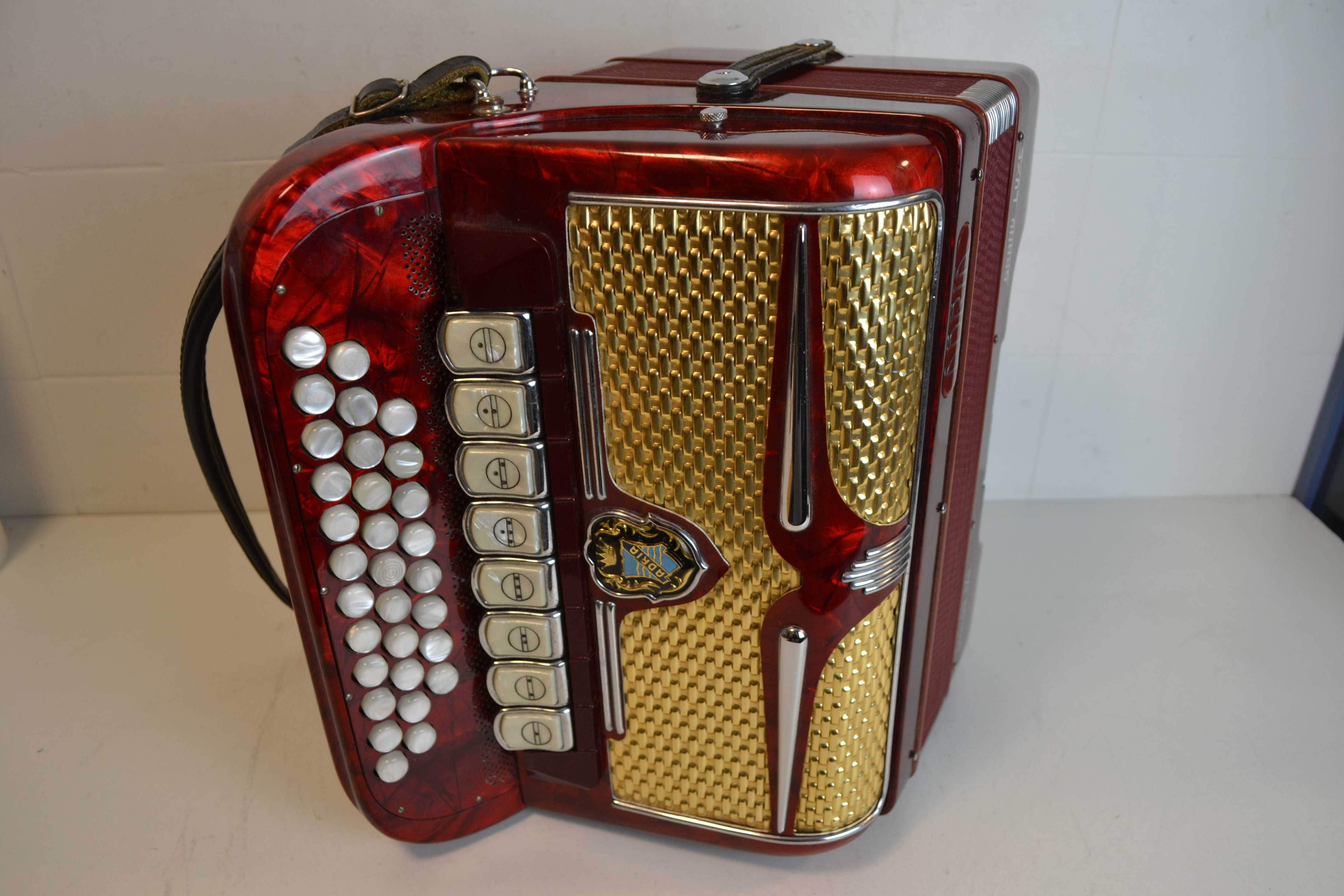 Concertina Adria 4 Voz Tonalidade. Do