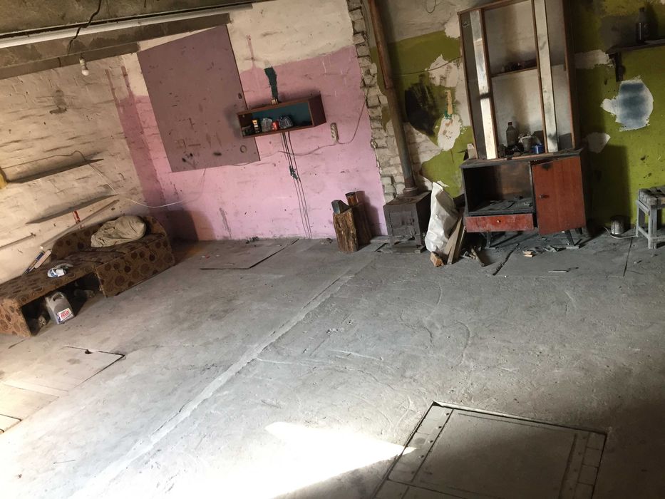 двойной гараж Двое ворот две ямы опытная станция космос сто склад