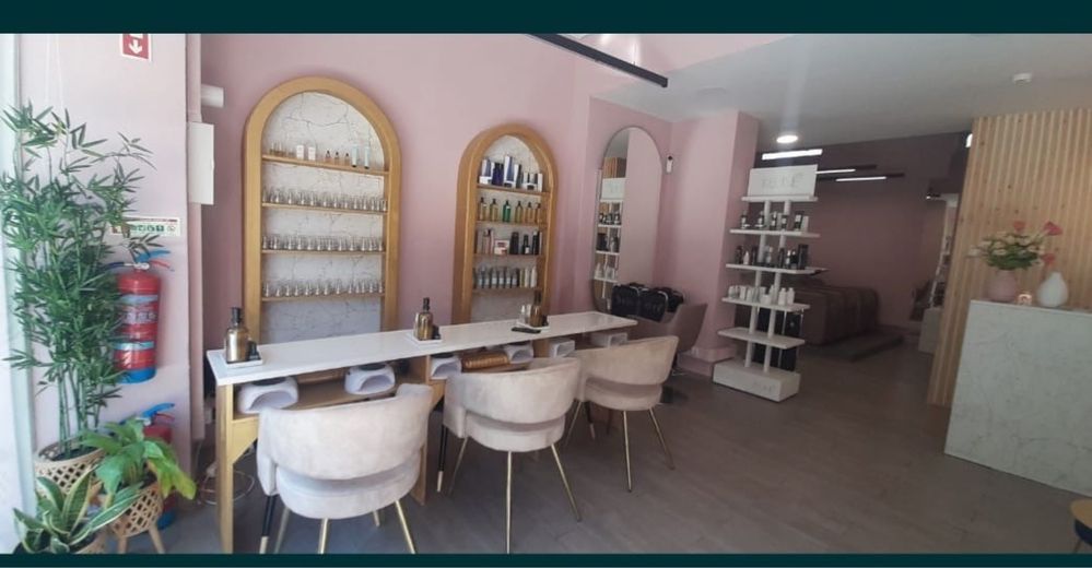 Mesa de manicure e pedicure alugar