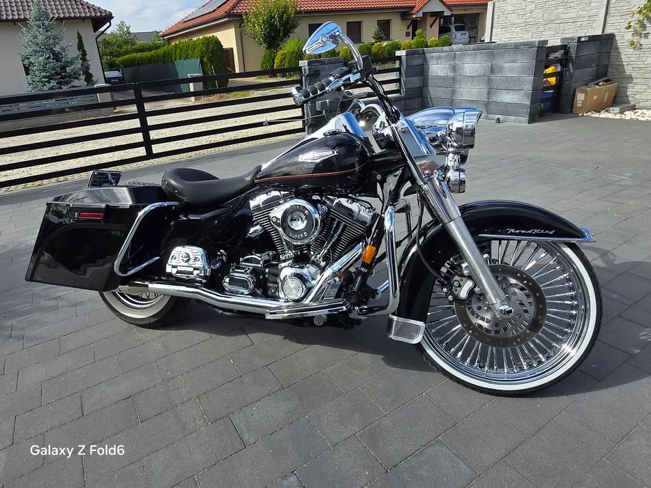 Harley-Davidson Touring Road King Road King gaźnik s/s mały przebieg bezwypadkowy faktura Vat