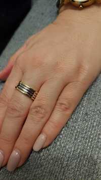 Złoty pierścionek bvelgari