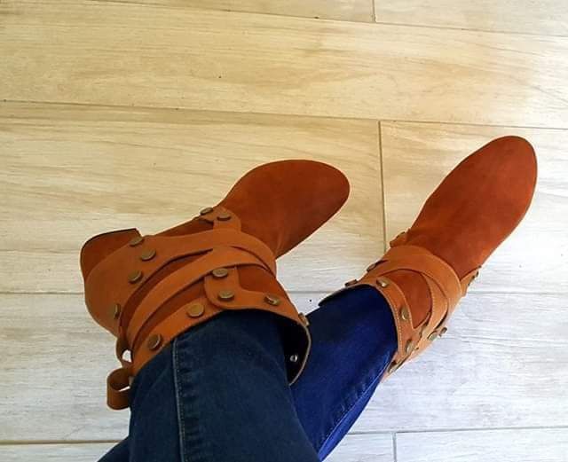 Eleganckie botki camel skóra naturalna