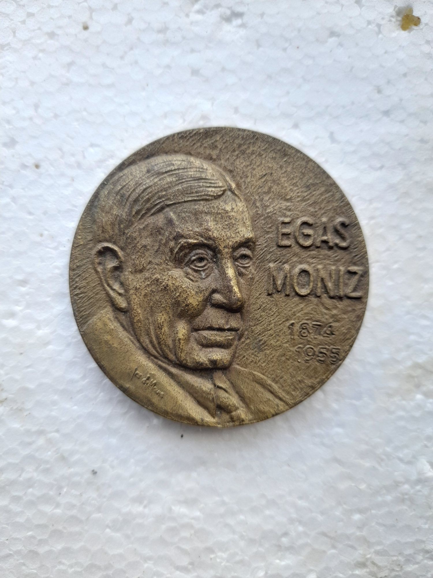 Medalha em bronze de Egas Moniz