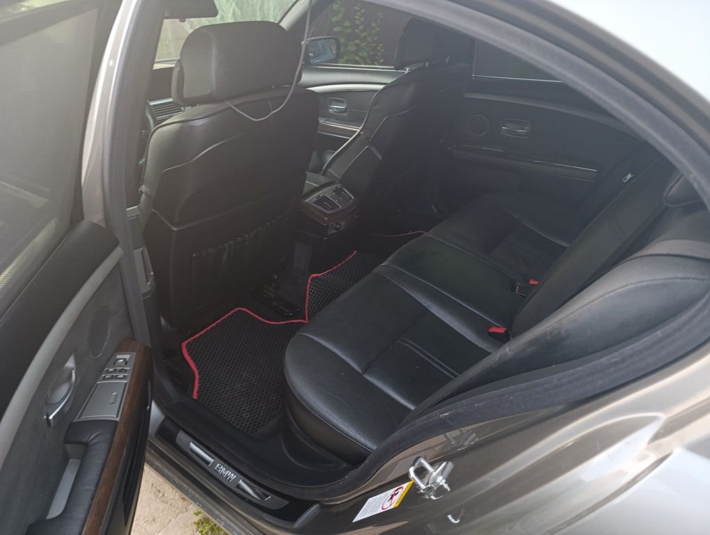 BMW 740d в отличном состоянии