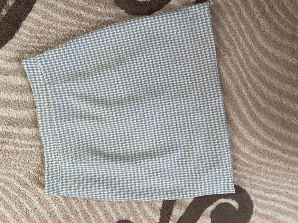 Продам спідницю