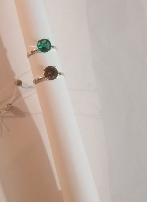 Продам серебряное кольцо 925 пробы.