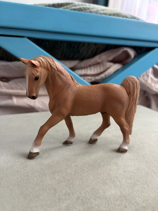 Раритетная лошадь schleich ( шляйх)  Теннесси Уокер