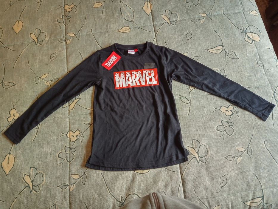 Camisola básica nova com etiqueta