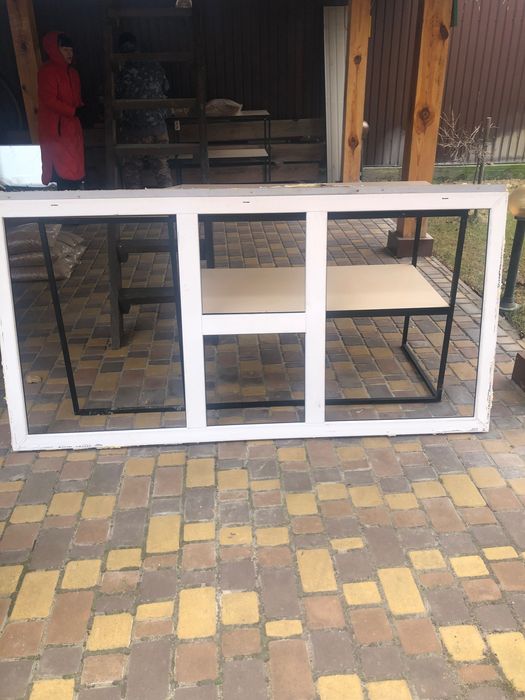 Окно пластиковое для торгового киоска с ролетом и подоконником