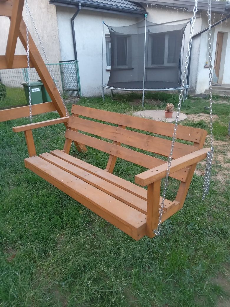 Huśtawka ogrodowa z jedną ławką