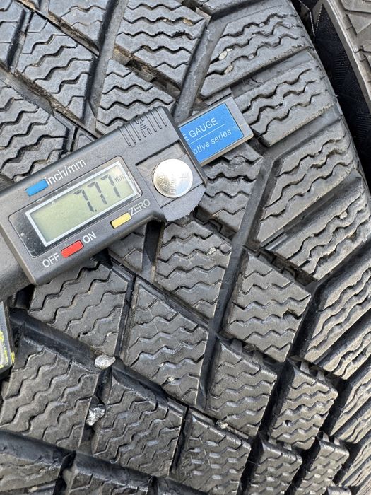 215 55 17 Continental Viking 7